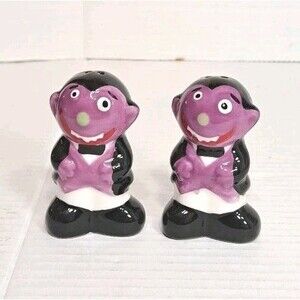 Spooky Halloween Dracula Shiny Goth Salt & Pepper Shakers Ceramic 3" Vampire